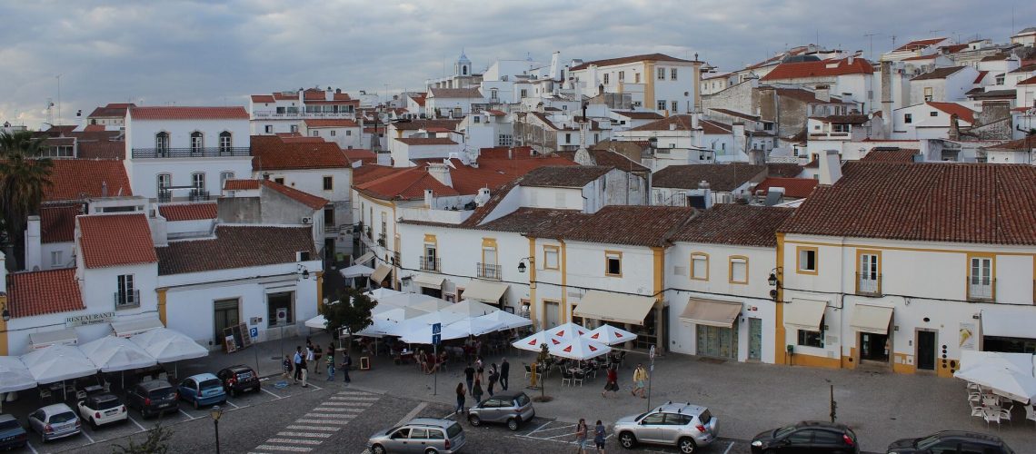Évora